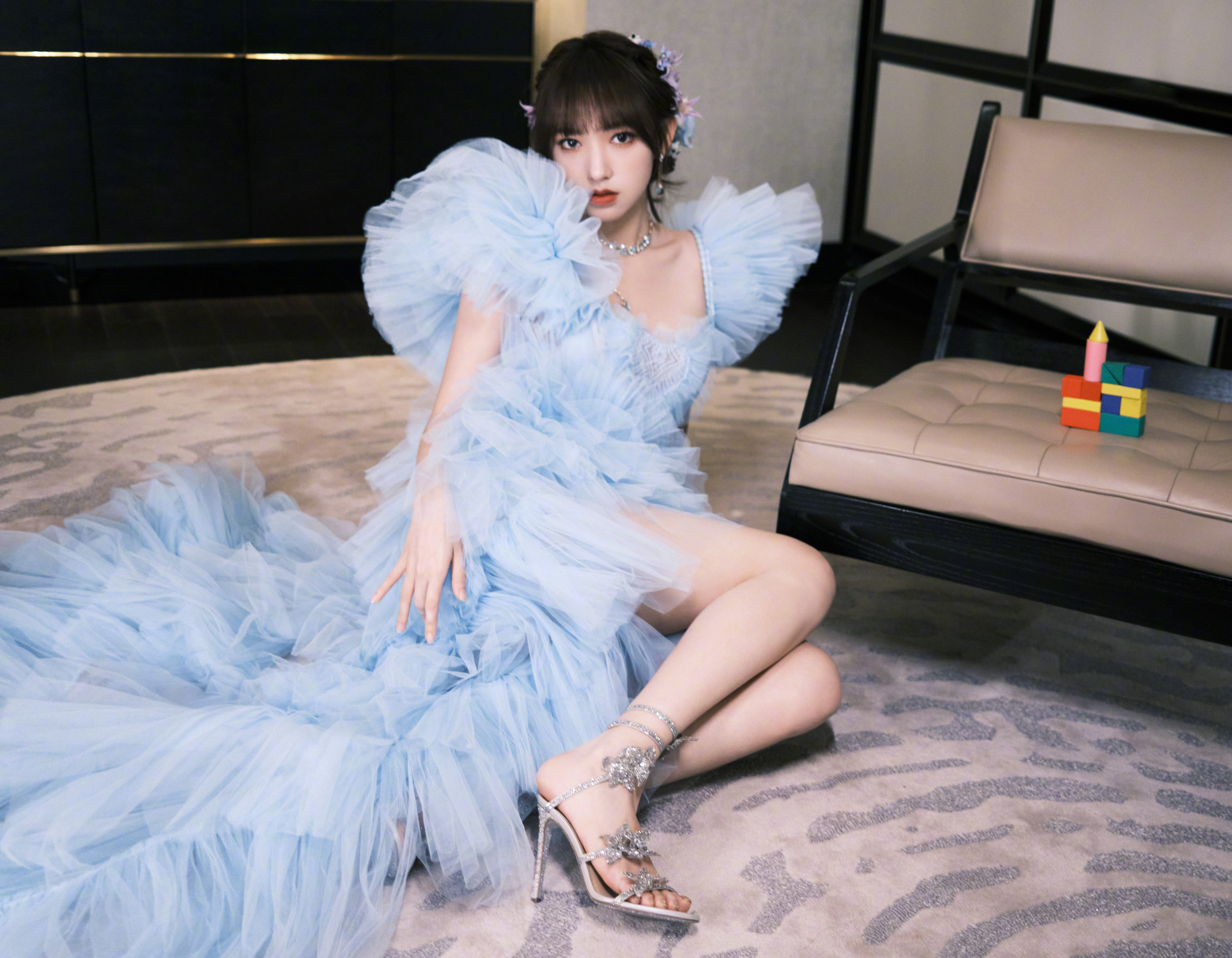 程潇美腿和足弓美极了