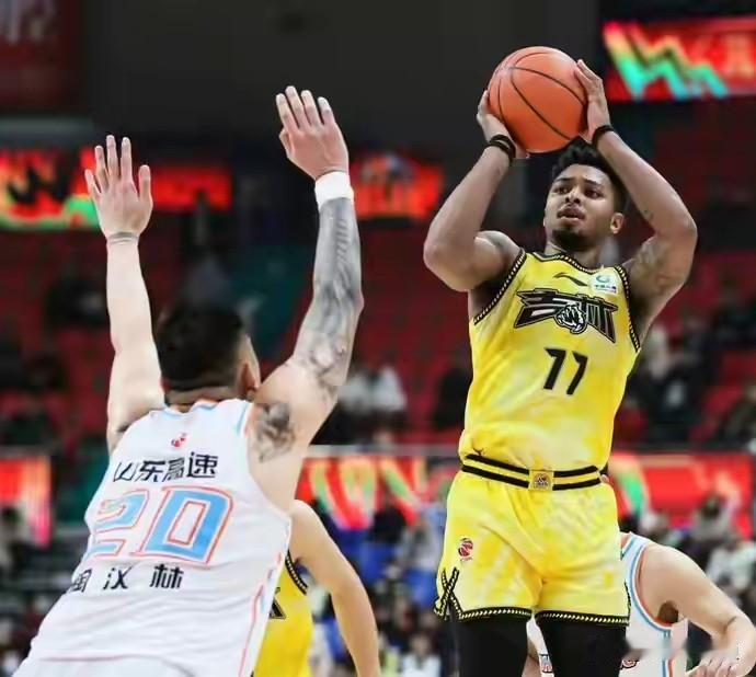 山东高速男篮又失去了一次引进高质量小外援的机会！皮特森要加盟一支北方球队了，但是