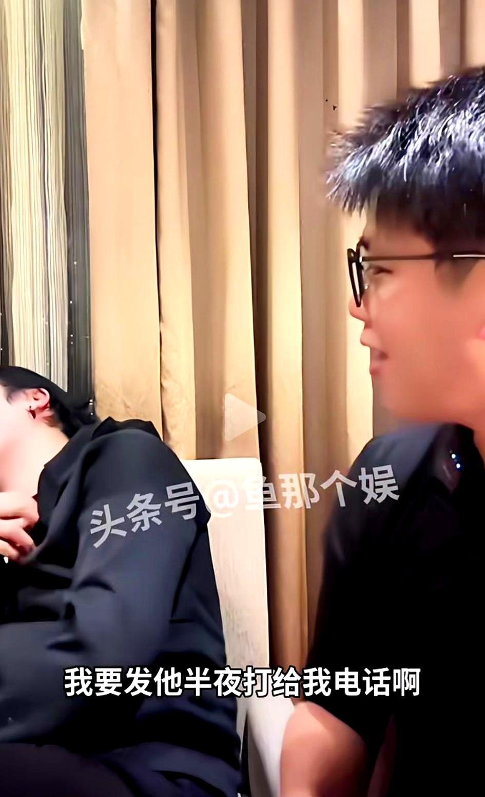 一个情绪失控的男人，最怕的不是千夫所指，而是没人递台阶。你去看汪小菲，从前直播