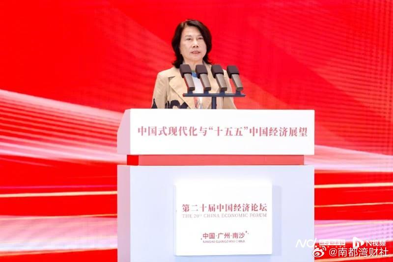 【董明珠回应“玫瑰空调”争议】11月18日，格力电器董事长董明珠在广州南沙举行的