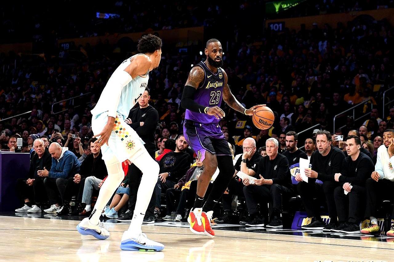 湖人8连主：赢2输2完美对称循环换做是你，看着主队赢两场就输两场，连来四回