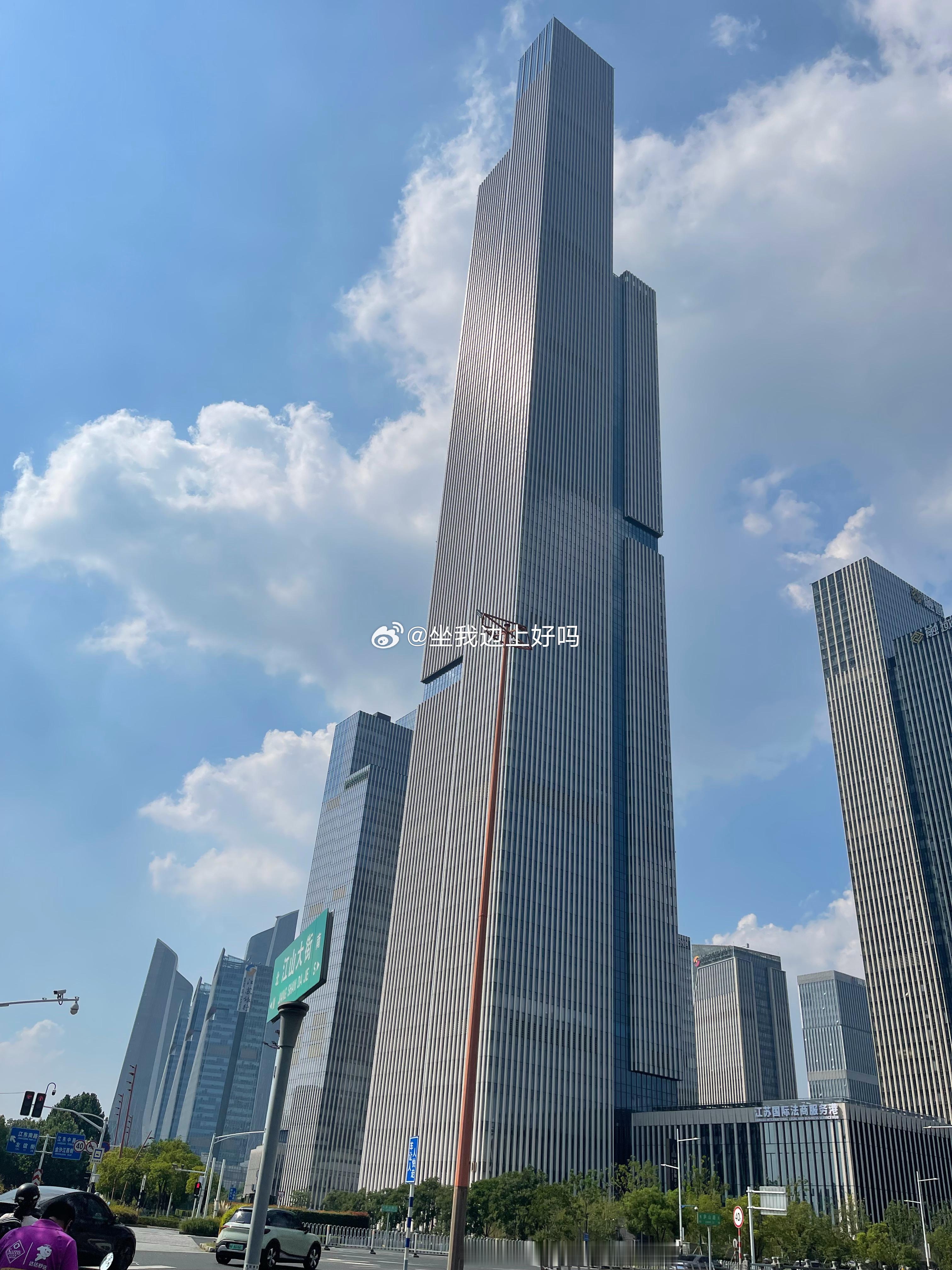 0823｜山东人的楼层确实很高，和我的楼层不分上下哈哈哈哈！不信你👀