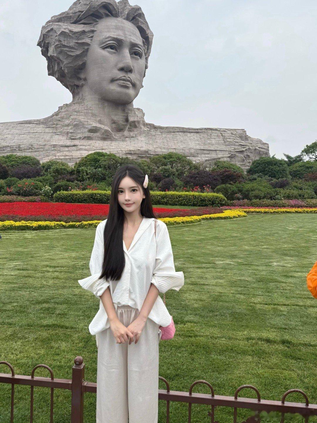 生活碎片长沙真的很好吃[哭哭]自拍​​​