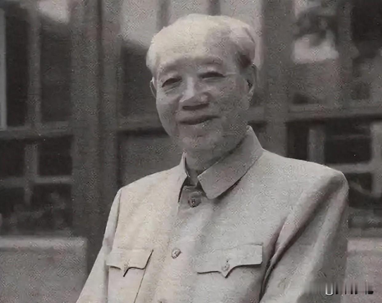 活到99岁的汪东兴，晚年如何看待飞速变化的中国？想法真实又通透汪东兴一直活