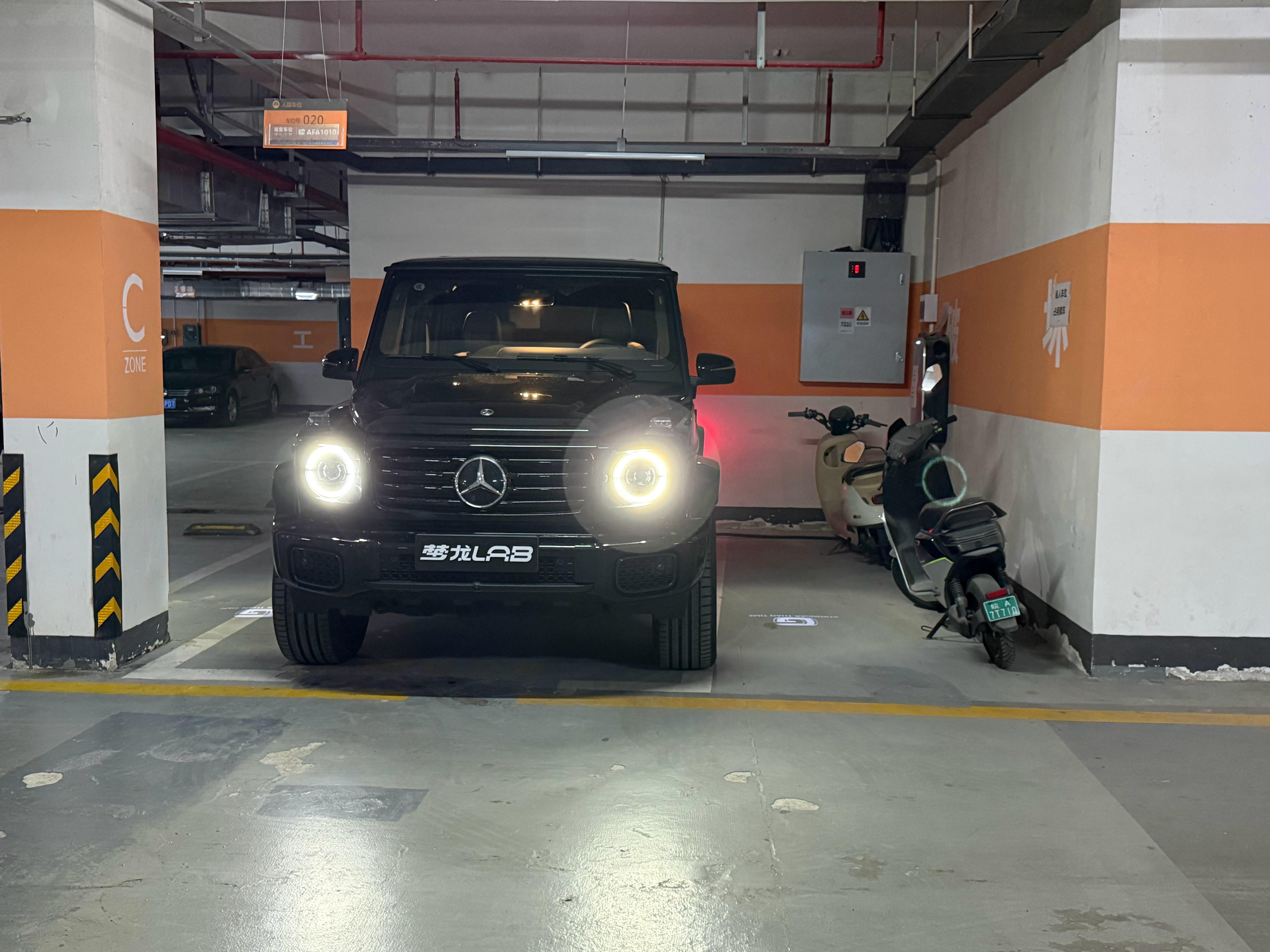 国网安徽有个很牛的福利，大年初一到初三，10:00-15:00这5个小时内，每充