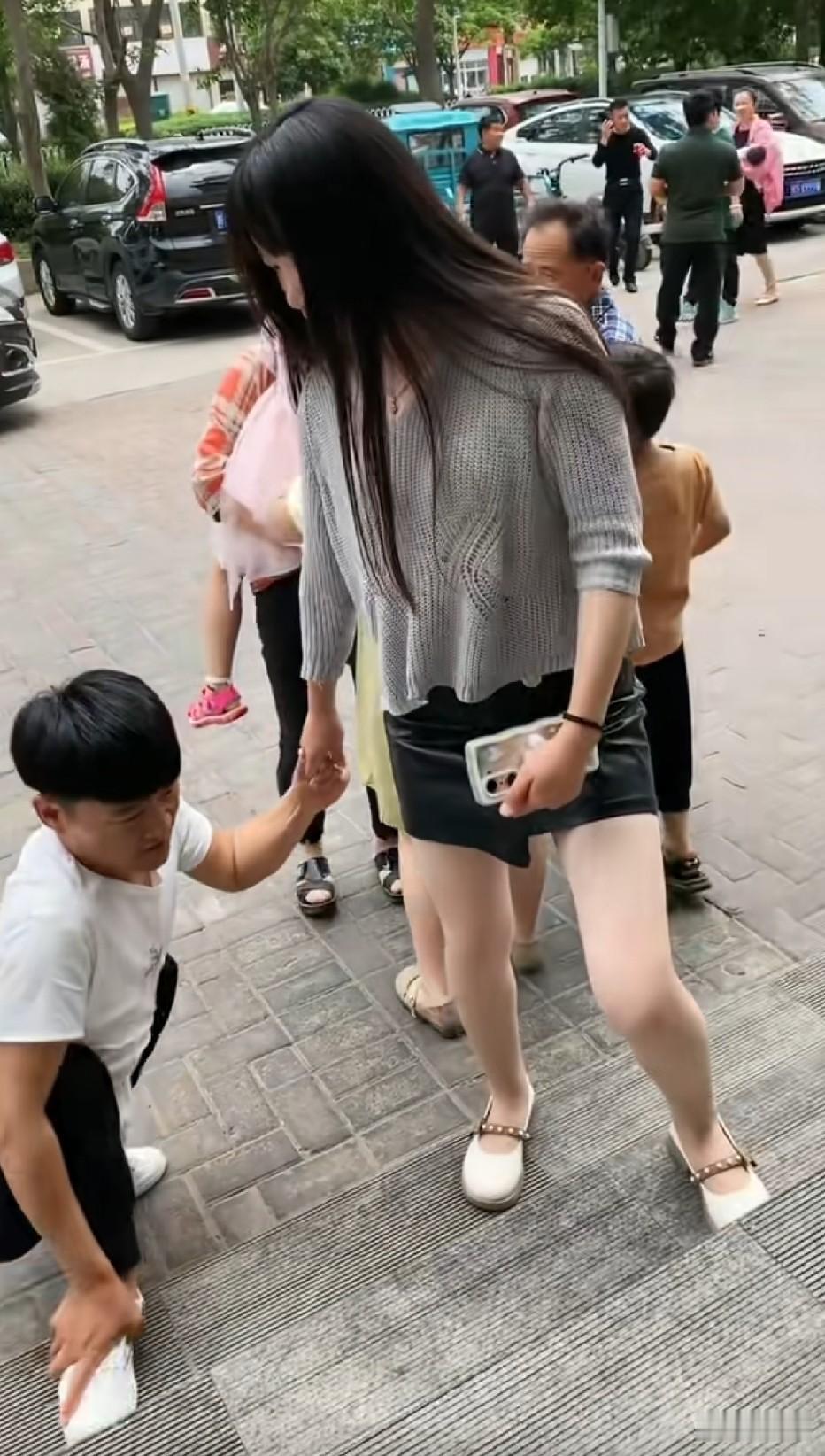 兄弟加油，我混的不如你