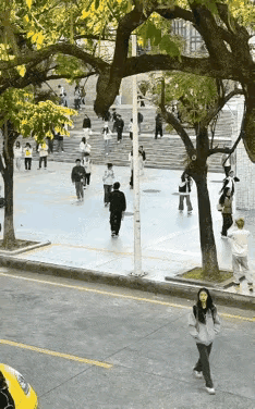 不好意思，让他装到了你以为是滑板，不，后面还有更大的