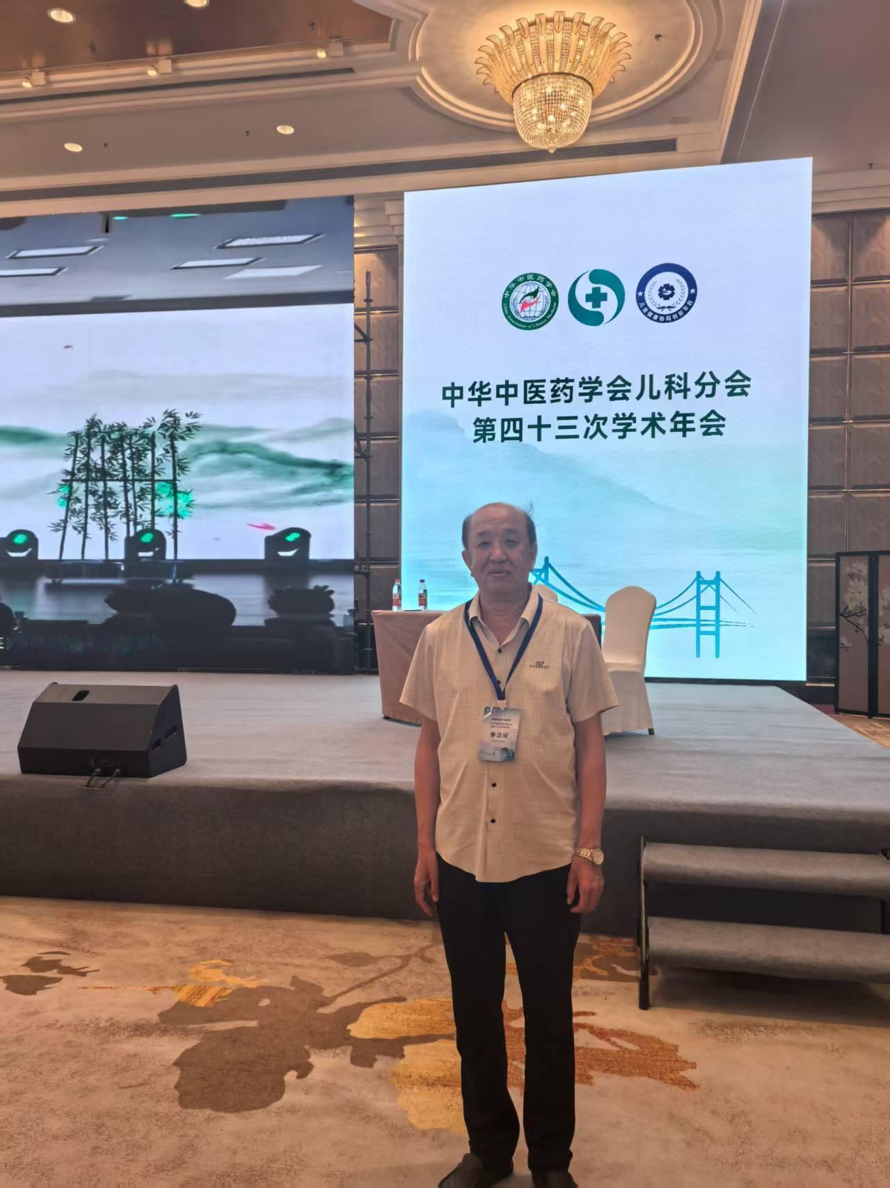 儿科待久了，发现了一个规律——凡是孩子抽动症拖了好几年断不了根的，都有一个共同点