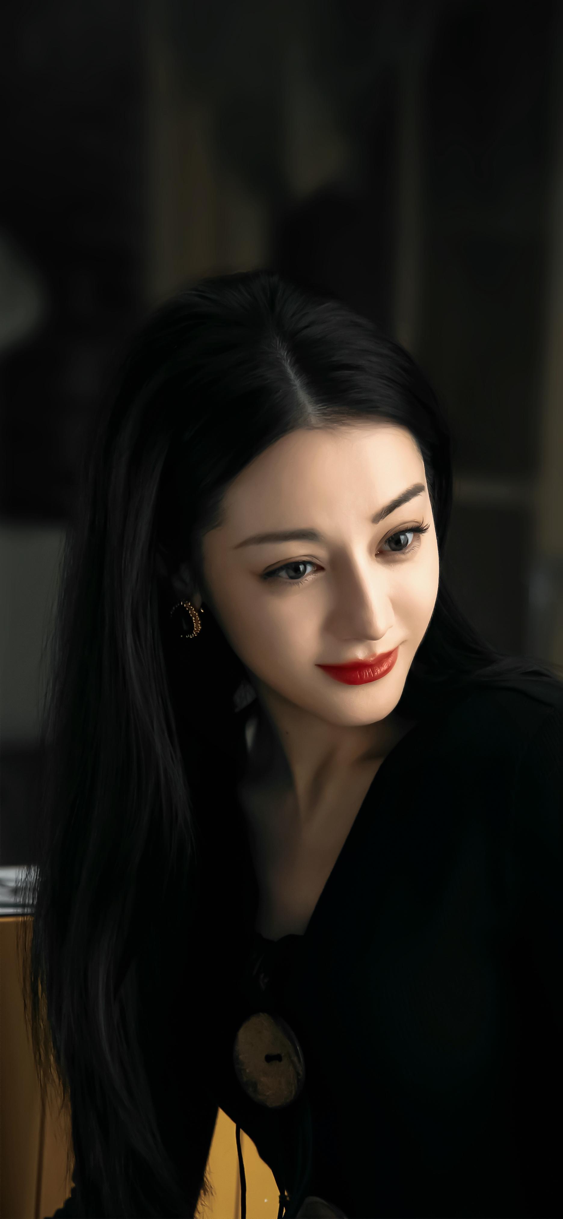 迪丽热巴·𝘿𝙞𝙡𝙧𝙖𝙗𝙖