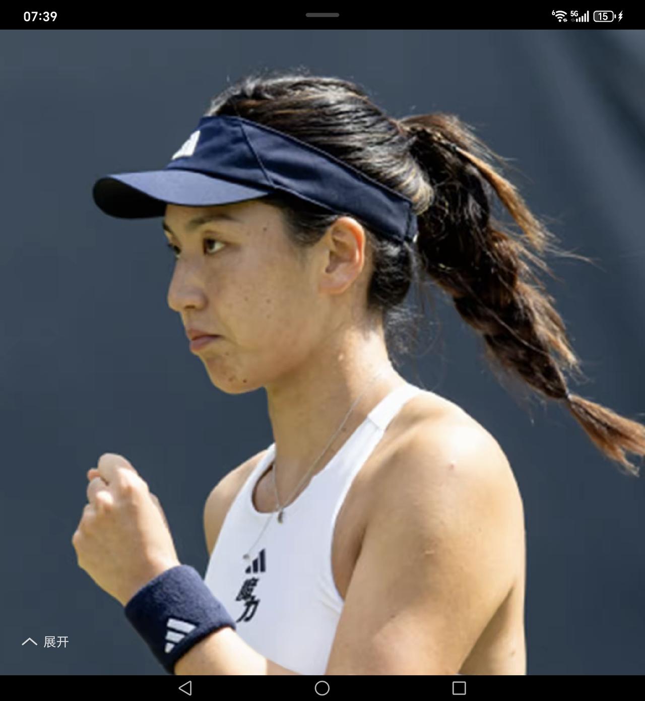 北京时间6月26日19:00，WTA500巴特洪堡站女单半决赛将上演一场引人瞩目
