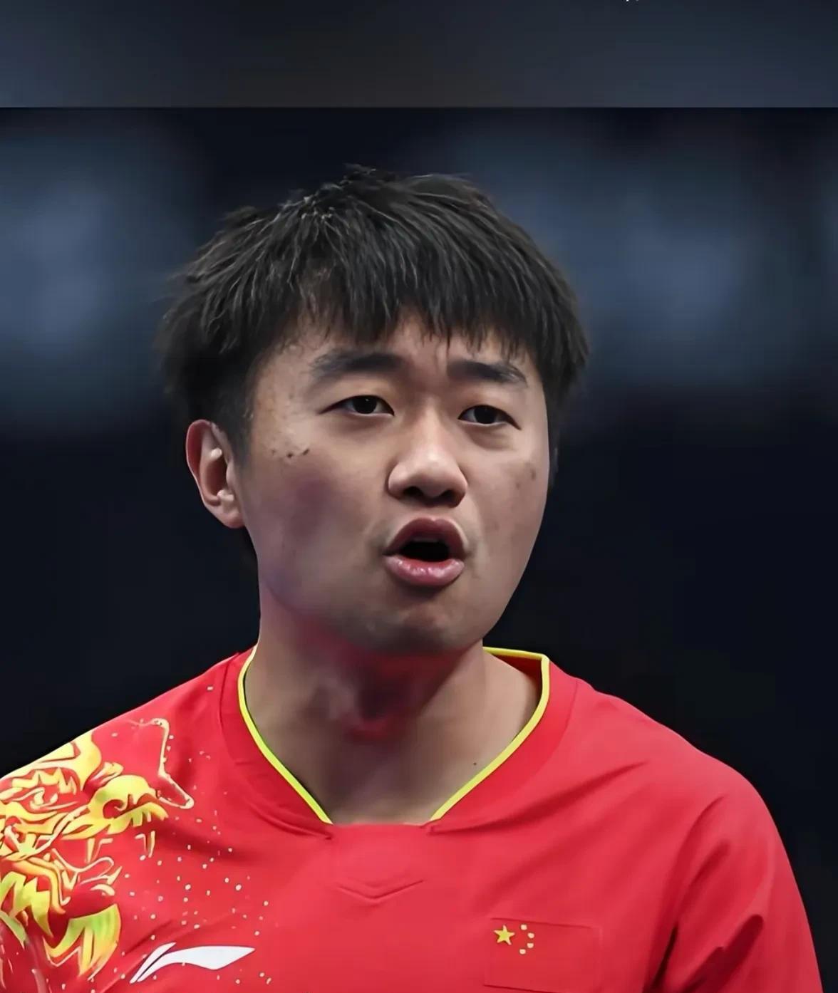 拿世界第一容易，打内战难啊！林诗栋，现在真的是人见被人欺。25日乒超联赛上的赵子