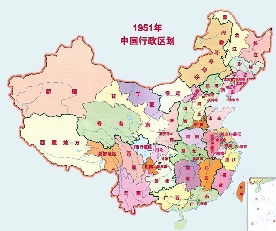 建国初期咱们国家居然有53个省，可没过几年，8个省份突然就从地图上集体消失了。