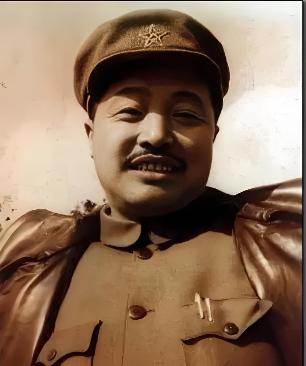 1974年，贺老总冤案的真相终于大白。公安部技术鉴定结果摆在周总理面前：那两封所