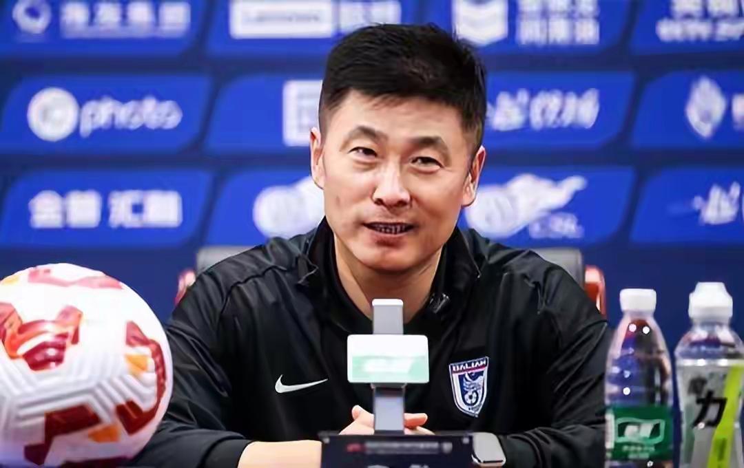 多方媒体爆料国足新帅可能是国内主帅！包括一位前国足主帅！具体名单有三位候选人！分