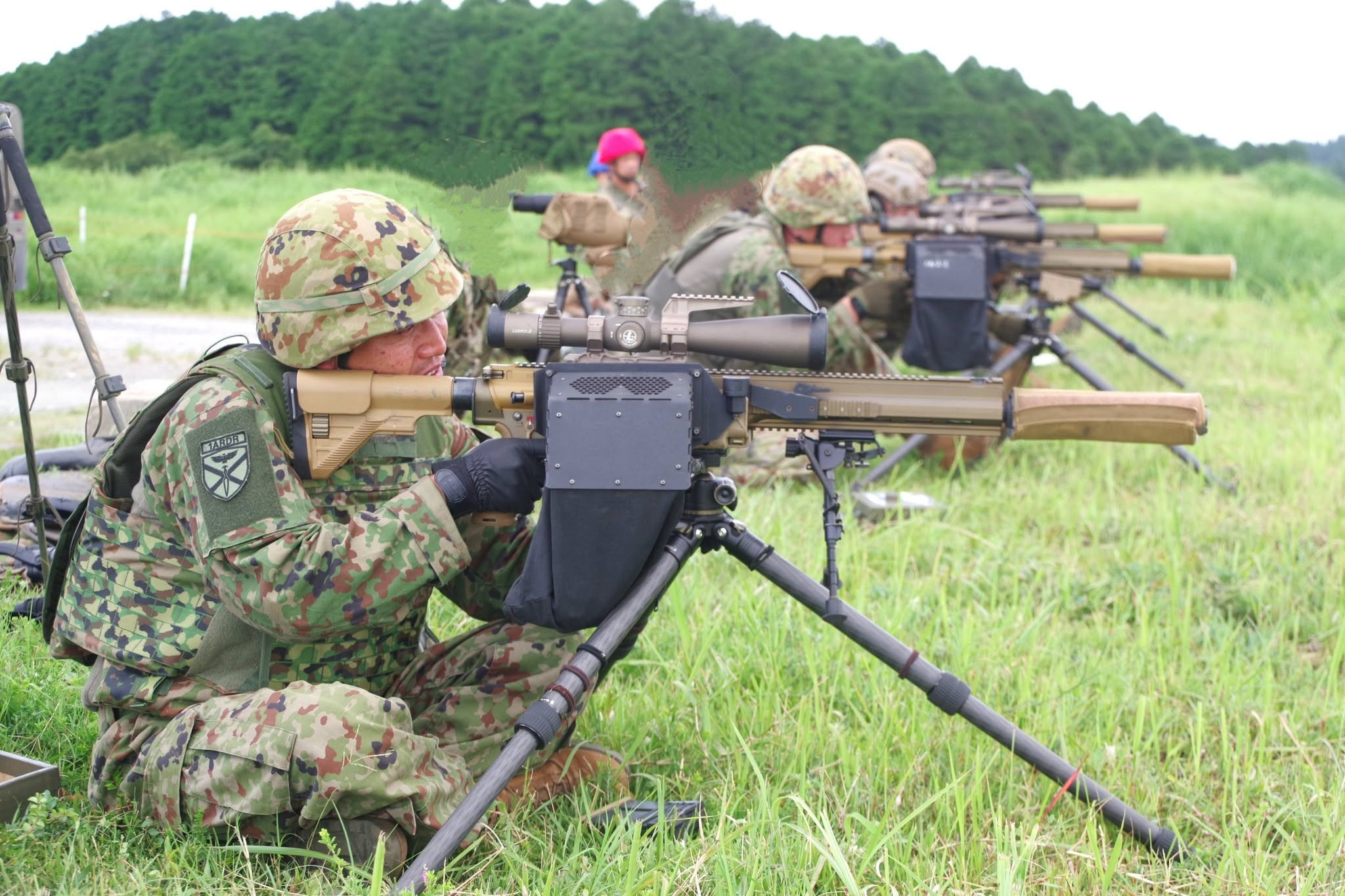 日本陆自水陆机动团狙击手装备的德国G28精确射手步枪（HK从MR308（民用版