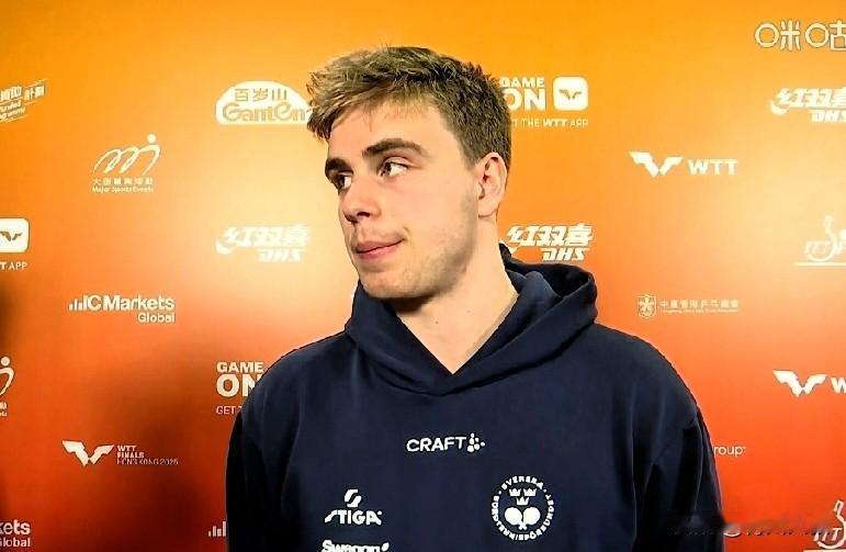 王楚钦退赛，莫雷加德晋级决赛采访，替大头说了公道话！小莫说:王楚钦退赛其实