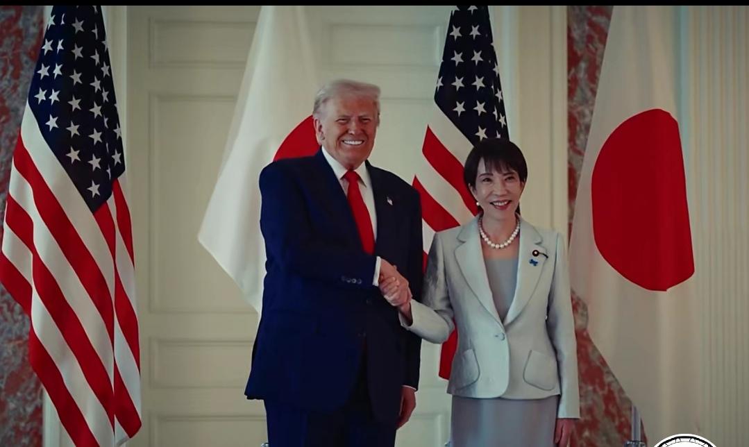 特朗普这次访问中国，和去年十月访问日本相比，整体感觉比较严肃，原因在于中美关系不