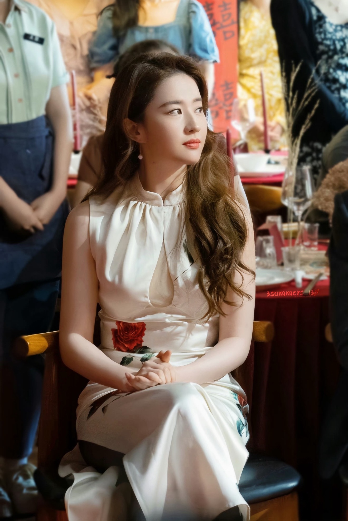 一些内娱女明星穿旗袍的样子你更喜欢谁的