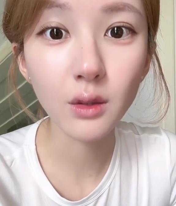 真的是两级反转！赵露思前几天安利农产品，获得不少好评。但8月13日，关于赵露思助