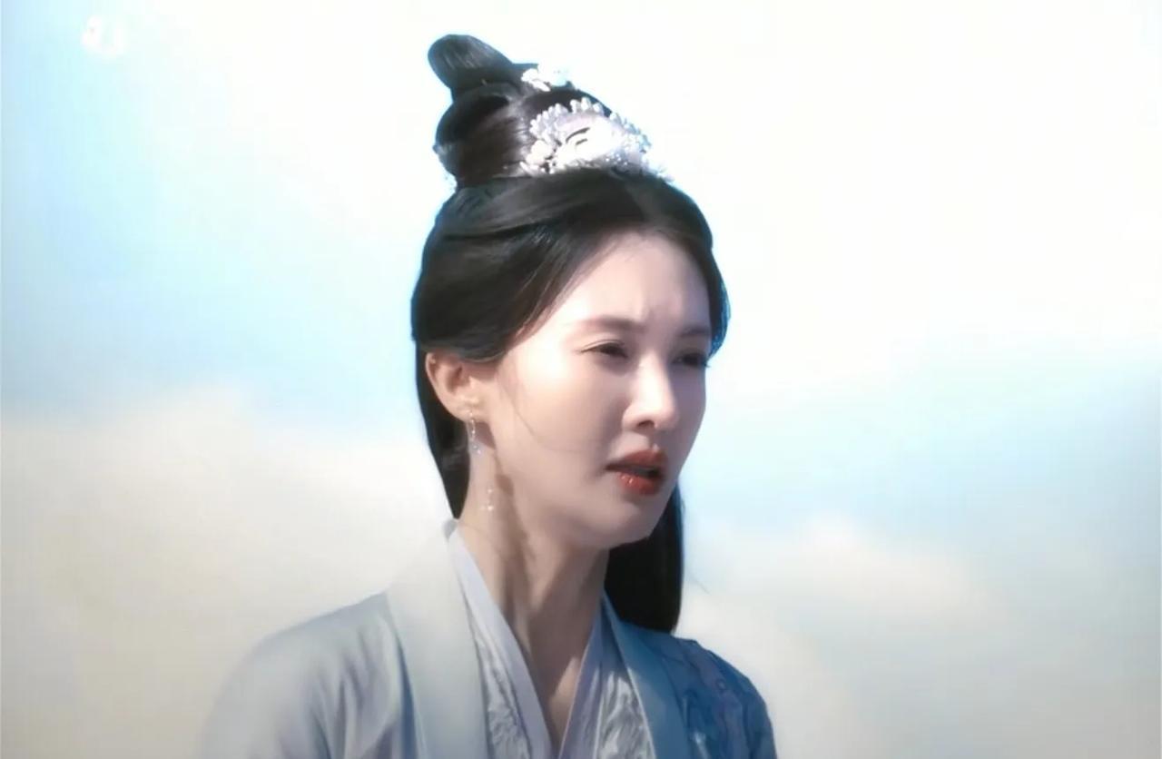 《凡人修仙传》韩立和南宫婉双修后再次见面，韩立连看都没看她一眼，甚至为防南宫婉真