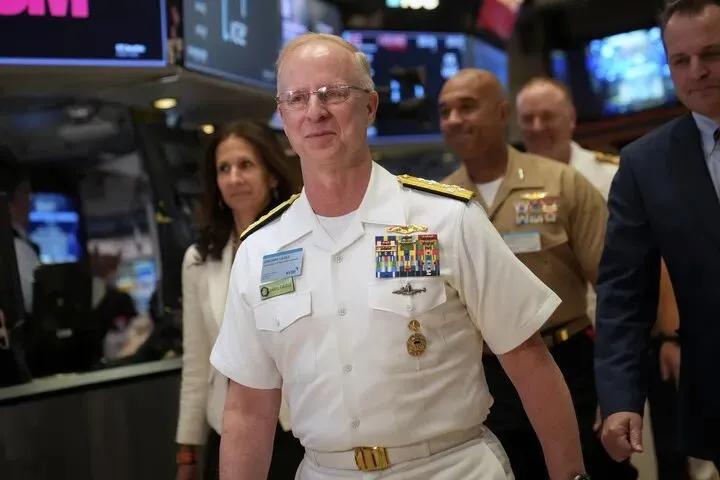 中国连传好消息，美军方发声据美联社11月17日报道，美国海军最高级别将领17日