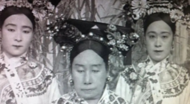 1903年，慈禧将19岁的贴身宫女，嫁给60岁的老太监。洞房花烛夜，老太监一把扯