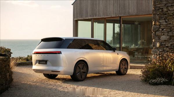 有汽车博主分享了一组小鹏新款汽车G01的猜想渲染图，这车可能会是小鹏近期设计最“