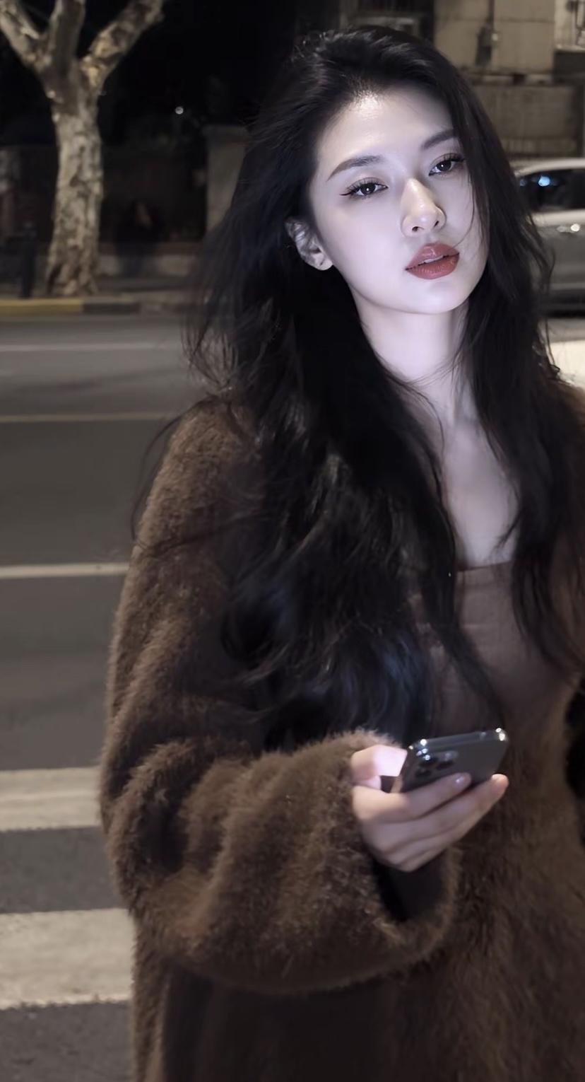 倾国倾城的容颜[赞][赞][赞]高颜值最美女神出众美女超级耐看美女