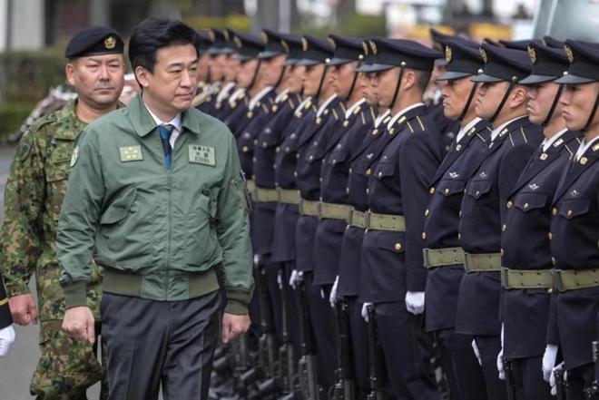 日防卫大臣叫嚣