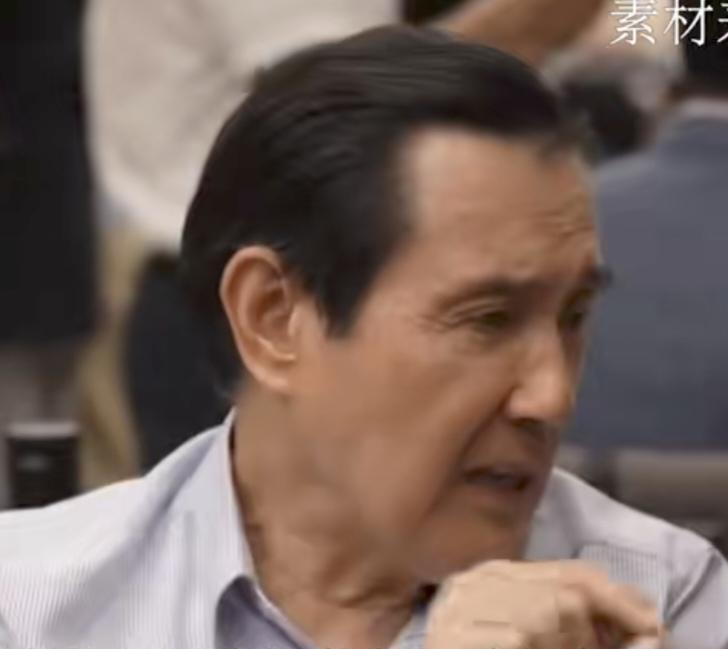 马英九上台，把陈水扁关起来，民进党上台，也很想把马英九关起来，无奈马还比较谨慎，