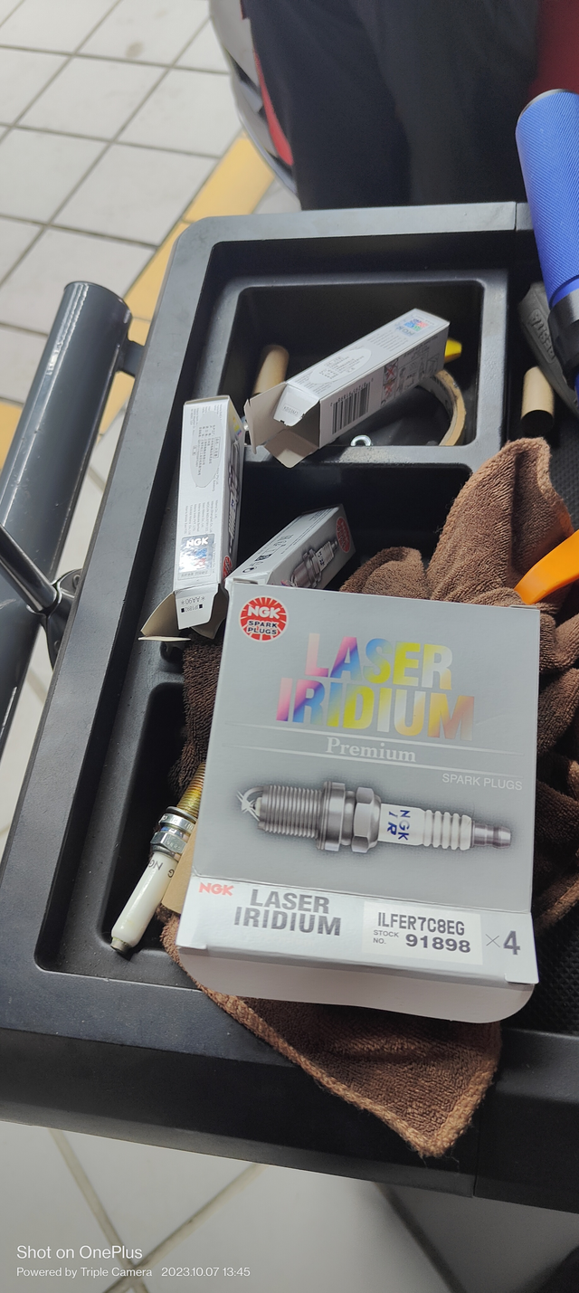 330迈腾怠速抖动今年跑到25000km换了ngk91898（钇金）火花塞后怠