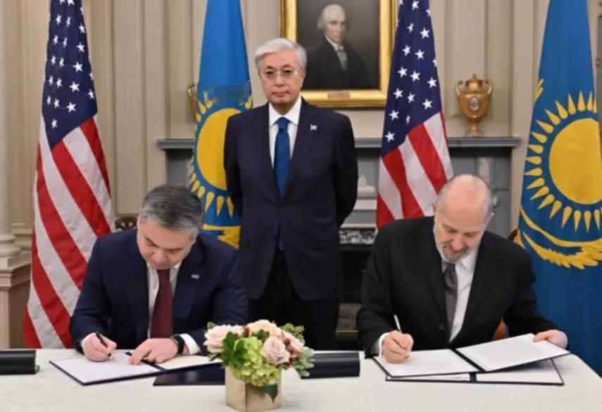 哈萨克斯坦发现了大量的稀土矿，想要供给日美，还没来得及高兴，就被运输问题搞得焦头