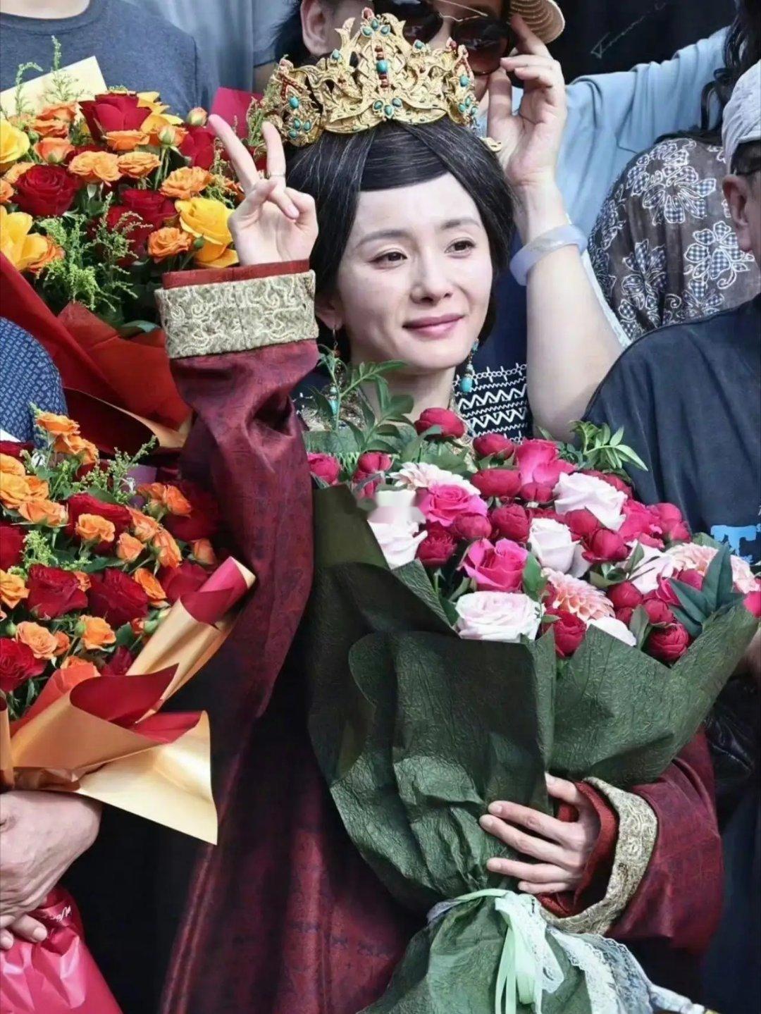 杨幂新剧造型曝光！这个状态，难道是转型成功了吗？