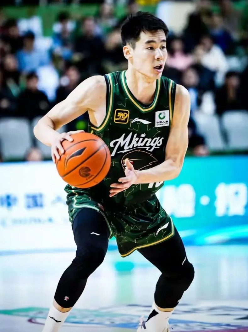 说句实话！这5人落选国家队集训大名单挺遗憾的:1.郭昊文--26岁，身高2.