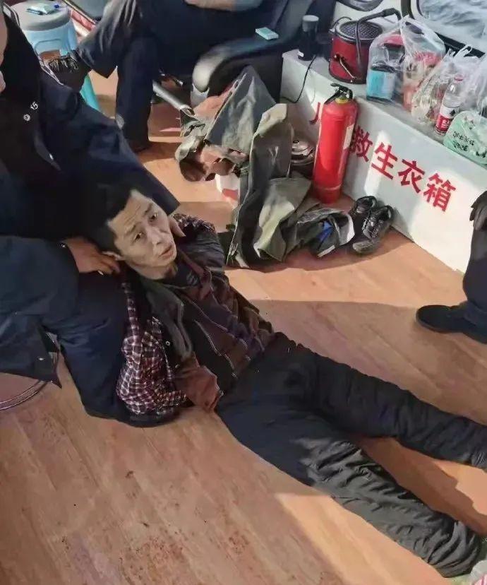 2021年，一名关押在中国的朝鲜罪犯，公然越狱，从六米高墙纵身跳下，竟然毫发无伤