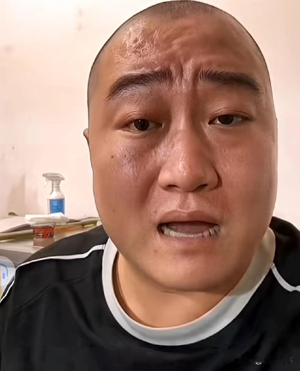 骡子直言怕仙洋挑理，不参加T佑婚礼。骡子没去参加T佑婚礼，直