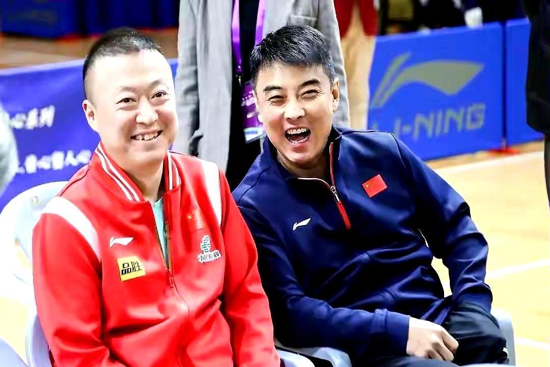 22点国乒三连炸！今晚十点，多哈球馆三盏灯同时亮起，国乒三张新面孔要一口气