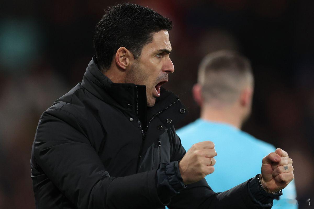 阿森纳vs利物浦上轮阿森纳客场3-2有惊无险赢了伯恩茅斯，但更值得参考的是阿森