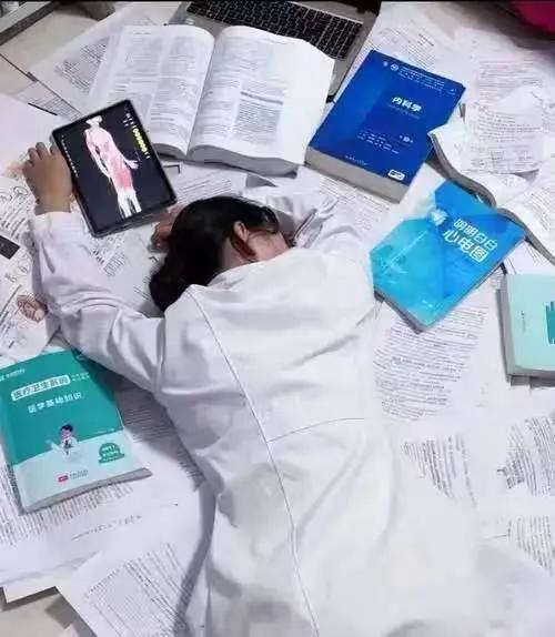 听说医生要扩招了，对医学就业有什么影响吗？我觉得这个短视频，所有想学医的，包括正