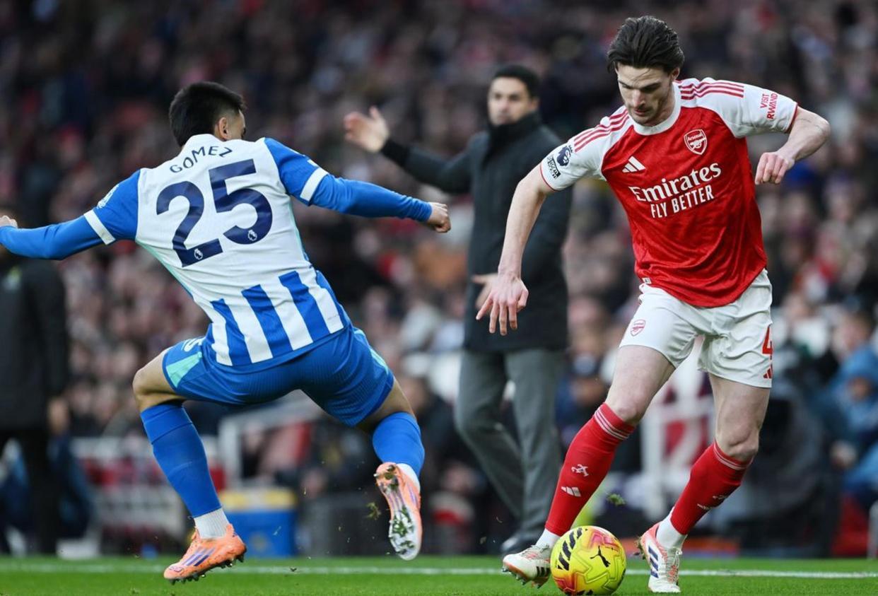 【阿森纳战战兢兢打败布莱顿，靠着乌龙球继续坐着榜首】这一轮，利物浦、曼城和稍后的