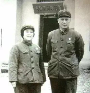 1985年5月，张司令员返回家中便将保姆叫了过来，保姆以为张司令员要说生活上的事