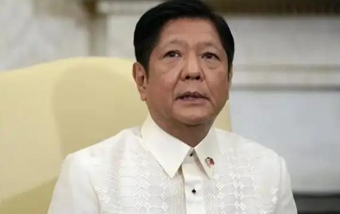 中国没主动救援，菲律宾后悔吗？因两股台风影响菲律宾超75万人受灾，菲律宾民众
