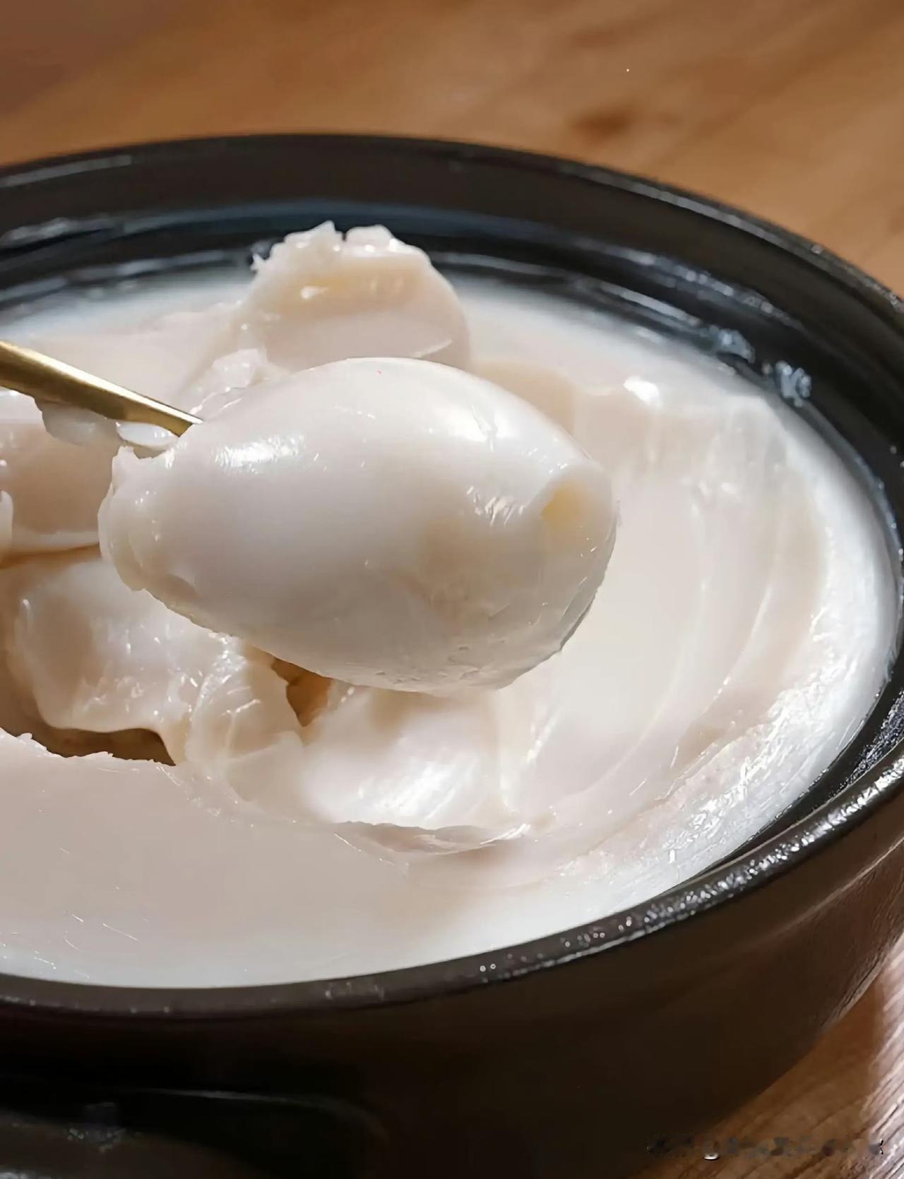 我们都被骗了。不是猪油真的不健康，而是有人不想让我们继续吃它。那些年电视上突