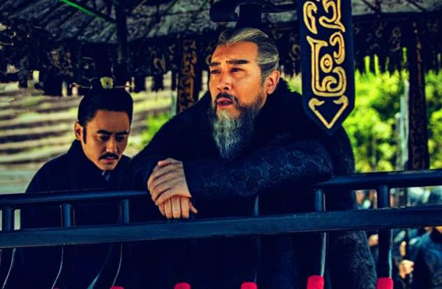 公元220年，四百年大汉王朝走到了尽头。39岁的汉献帝刘协，把玉玺交给曹丕的那一