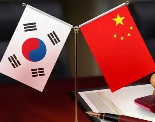 韩国最大财团SK的会长崔泰源，最近上了电视节目，给全韩国人打气。他公开说，中