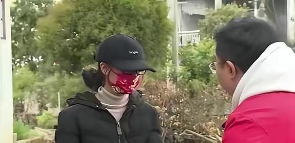 2018年，湖南一女子在和一男子相亲完后，女子的父母硬是要男子留下过夜，结果当晚