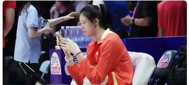 李盈莹复出前往美国参加世联赛女排世联赛第三周马上就要开始了中国女排将前往美国参