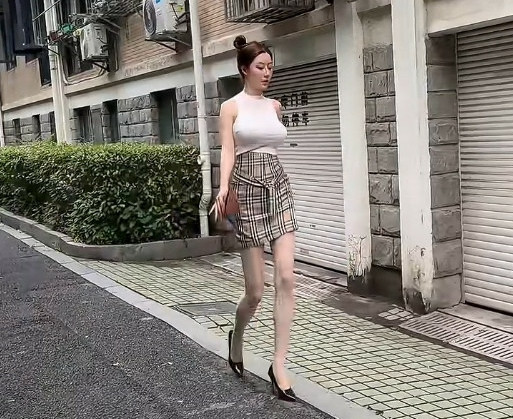 有些人不管在哪里都是焦点