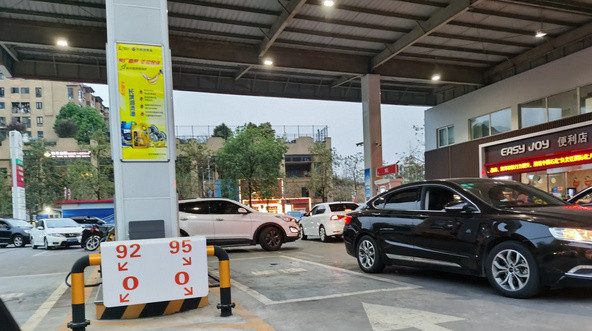 多地宣布暂停汽车置换补贴6月18日，广西自治区商务厅发布《关于暂停2025年广