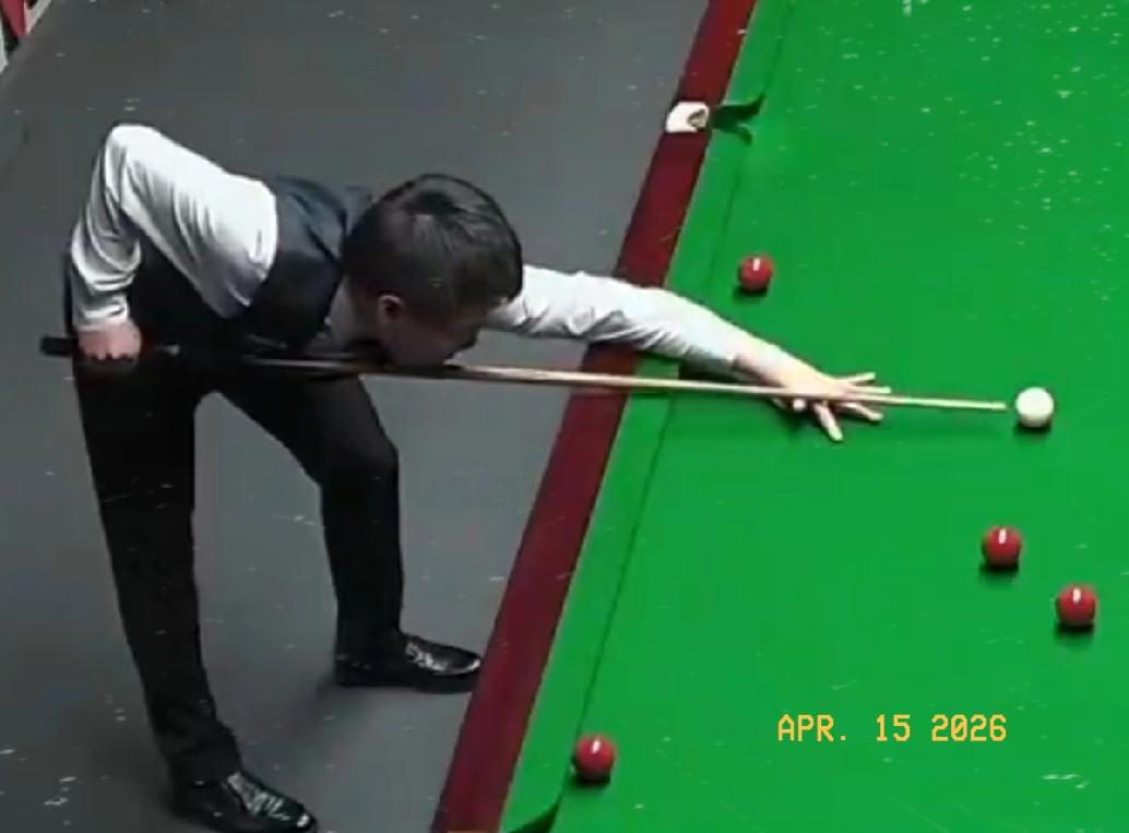 世锦赛资格赛审判轮首日八场比赛，凌晨3：40结束了7场较量：7人晋级正赛。瓦菲